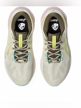 Asics Novablast 5 TR Women Light Dust/Cactus Sneakers
